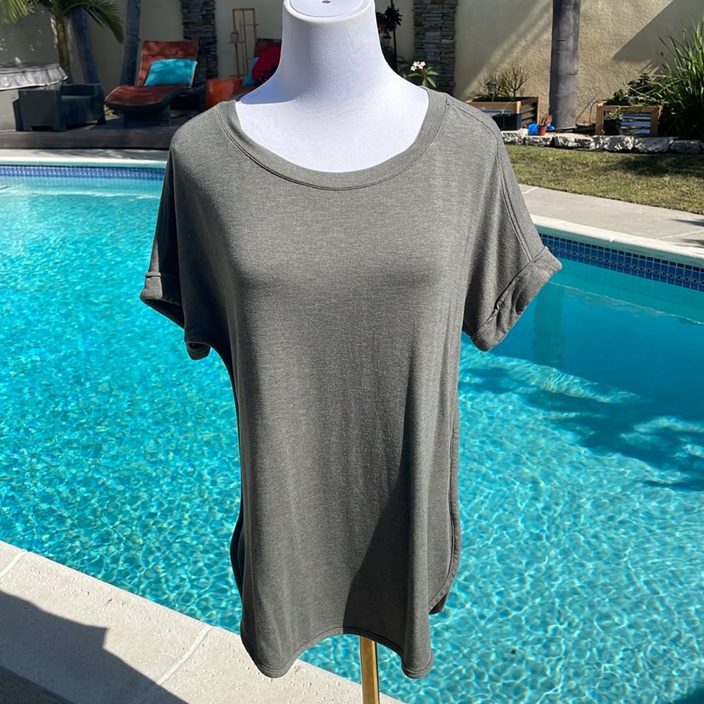 Matty M top | light brown-gray oversized top| Size S